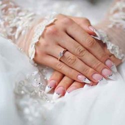 What material for a wedding manicure?
