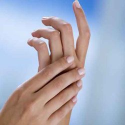 Tips for fight against dry hands in winter