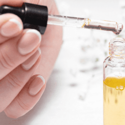 Oils: real allies for your bitten nails